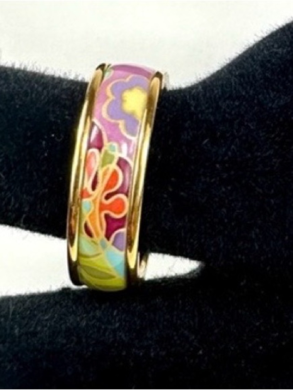 FreyWille ring 0.25”width, size 6.75 enamel with 24k gold